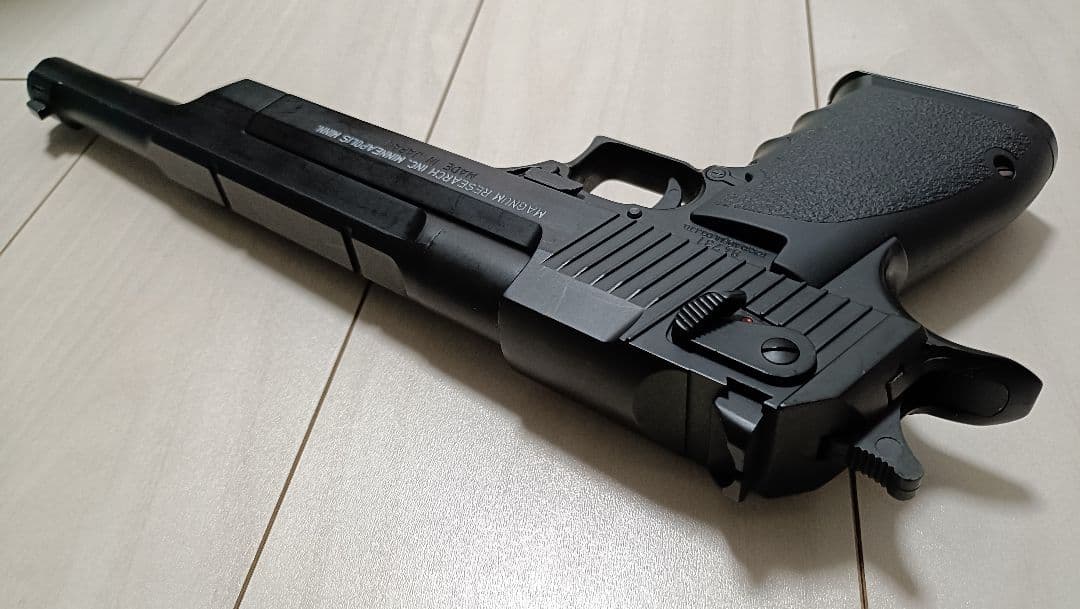 【中古品】東京マルイ 新型 ガスガン「デザートイーグル.50AE」10インチ