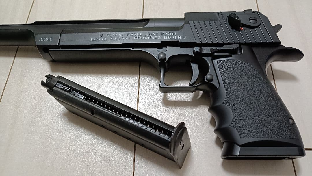 【中古品】東京マルイ 新型 ガスガン「デザートイーグル.50AE」10インチ