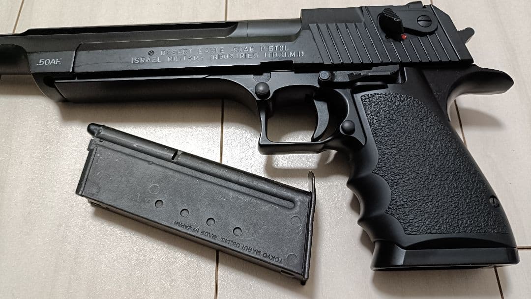 【中古品】東京マルイ 新型 ガスガン「デザートイーグル.50AE」10インチ