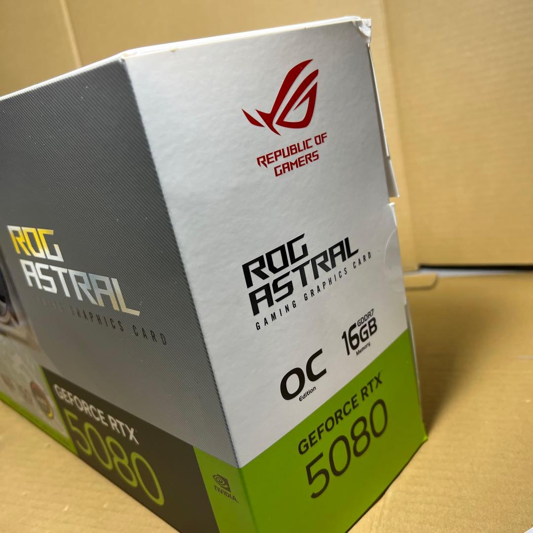 新品未開封ASUS ROG-ASTRAL-RTX5080-016G-WHITE