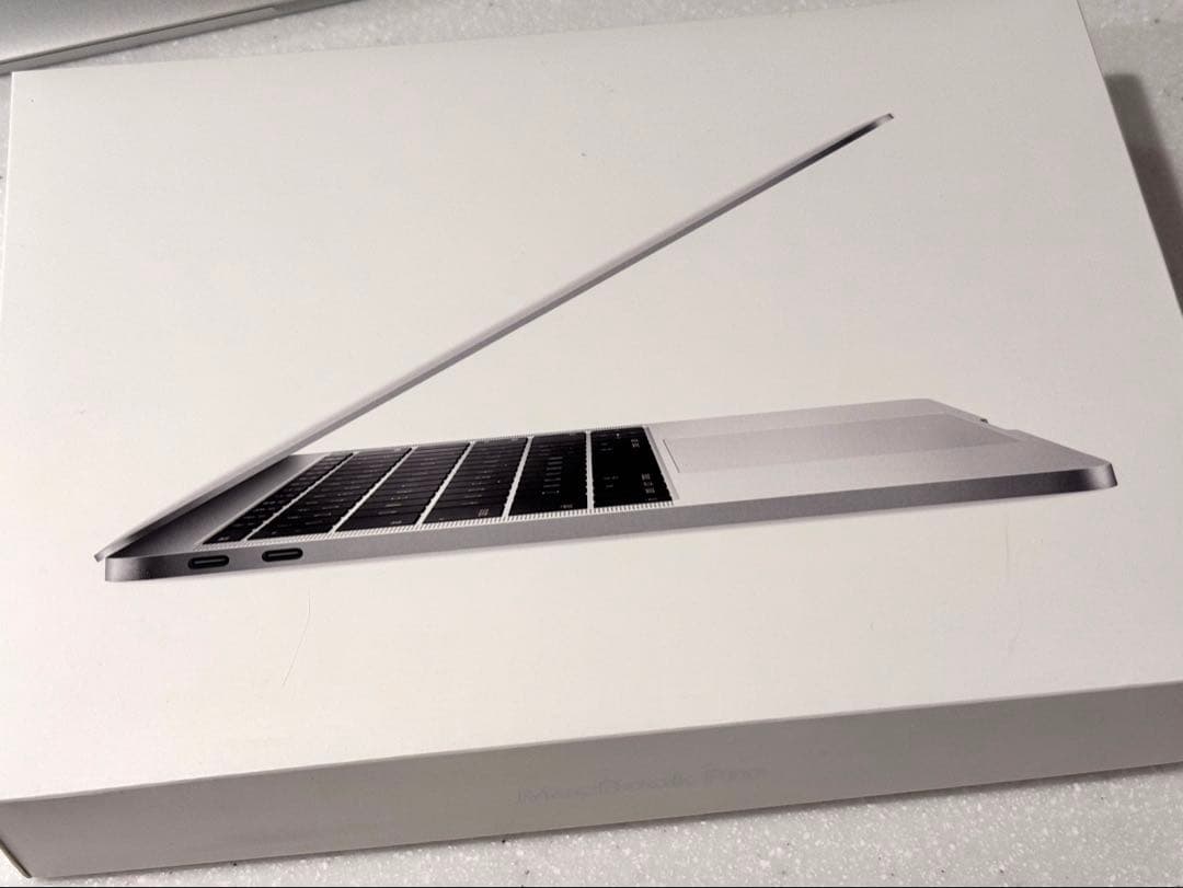 MacBook Pro シルバー 日本語配列