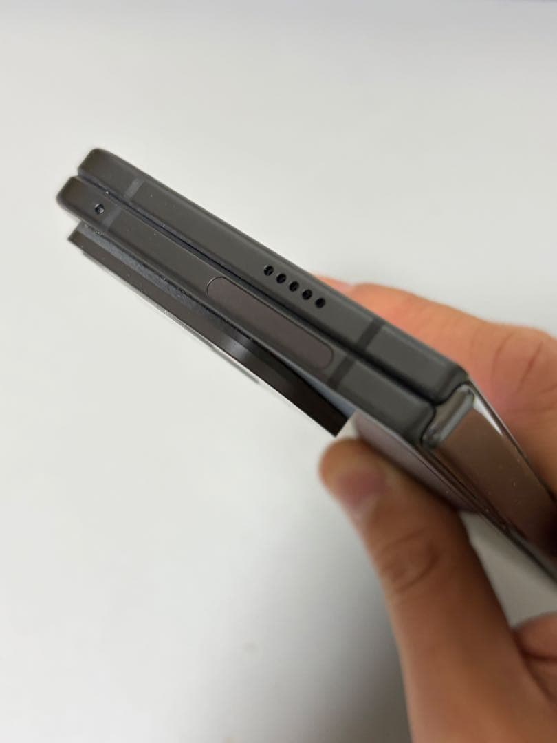 美品 Google Pixel 9 Pro Fold 512GB オブシディアン