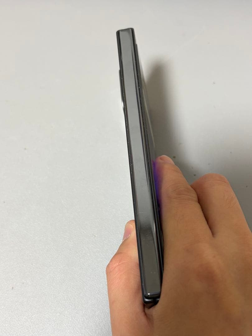 美品 Google Pixel 9 Pro Fold 512GB オブシディアン
