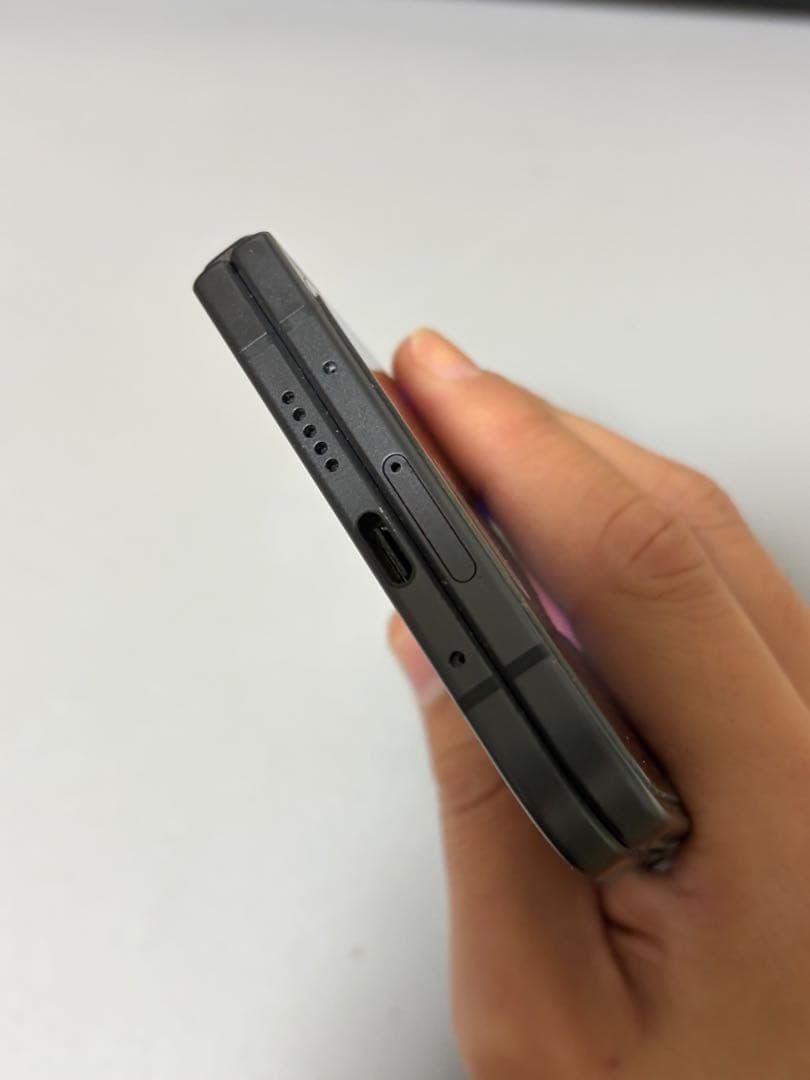 美品 Google Pixel 9 Pro Fold 512GB オブシディアン