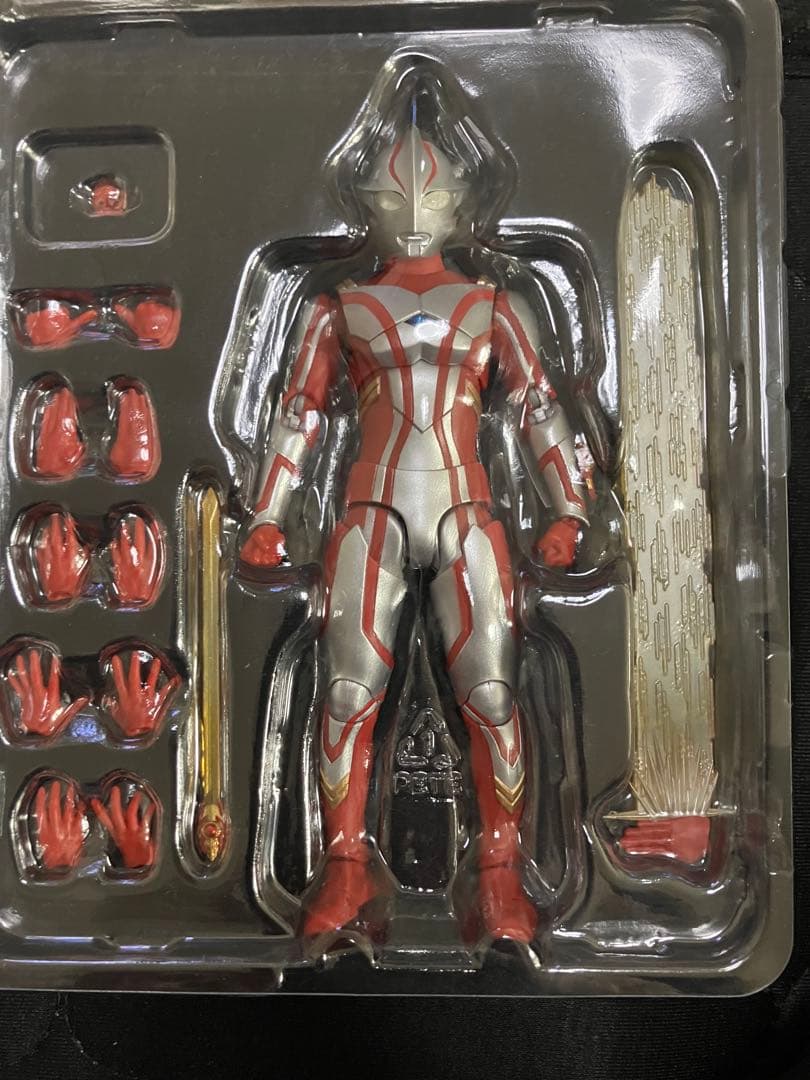 shフィギュアーツ ウルトラマンメビウス&ハンターナイトツルギ