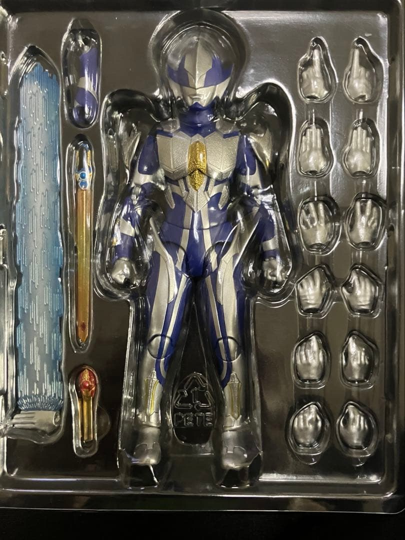 shフィギュアーツ ウルトラマンメビウス&ハンターナイトツルギ