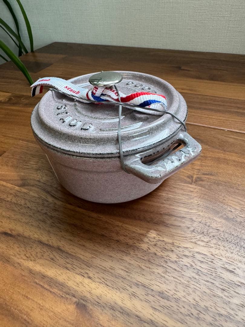 【新品未使用】STAUB ココットラウンド 10cm シフォンローズ