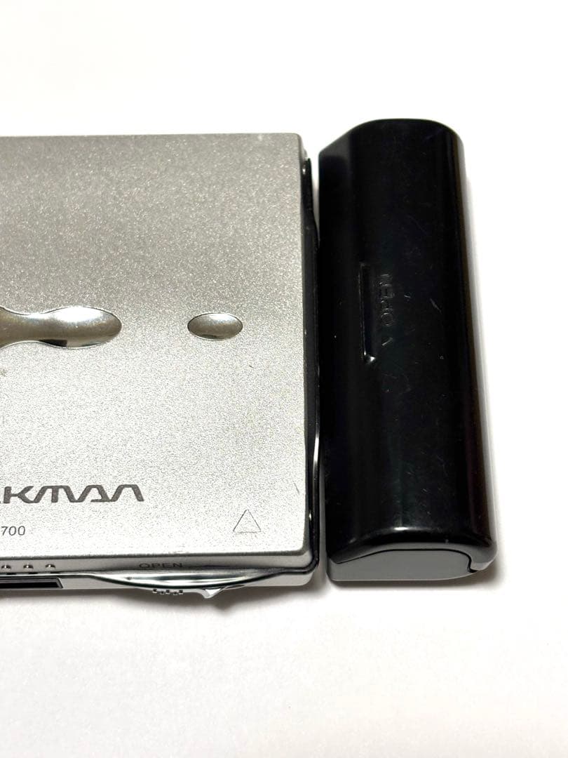 2点セットSONY MDウォークマン MZ-E700 動作品 乾電池ケース付き