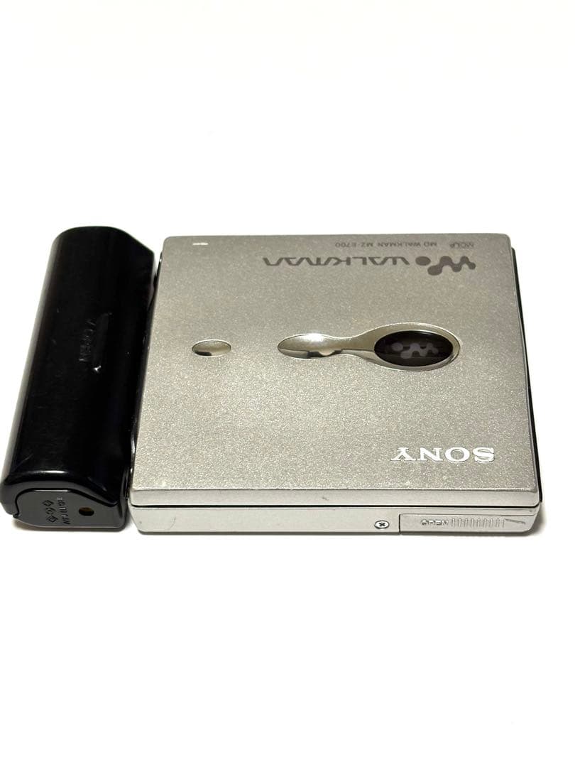 2点セットSONY MDウォークマン MZ-E700 動作品 乾電池ケース付き