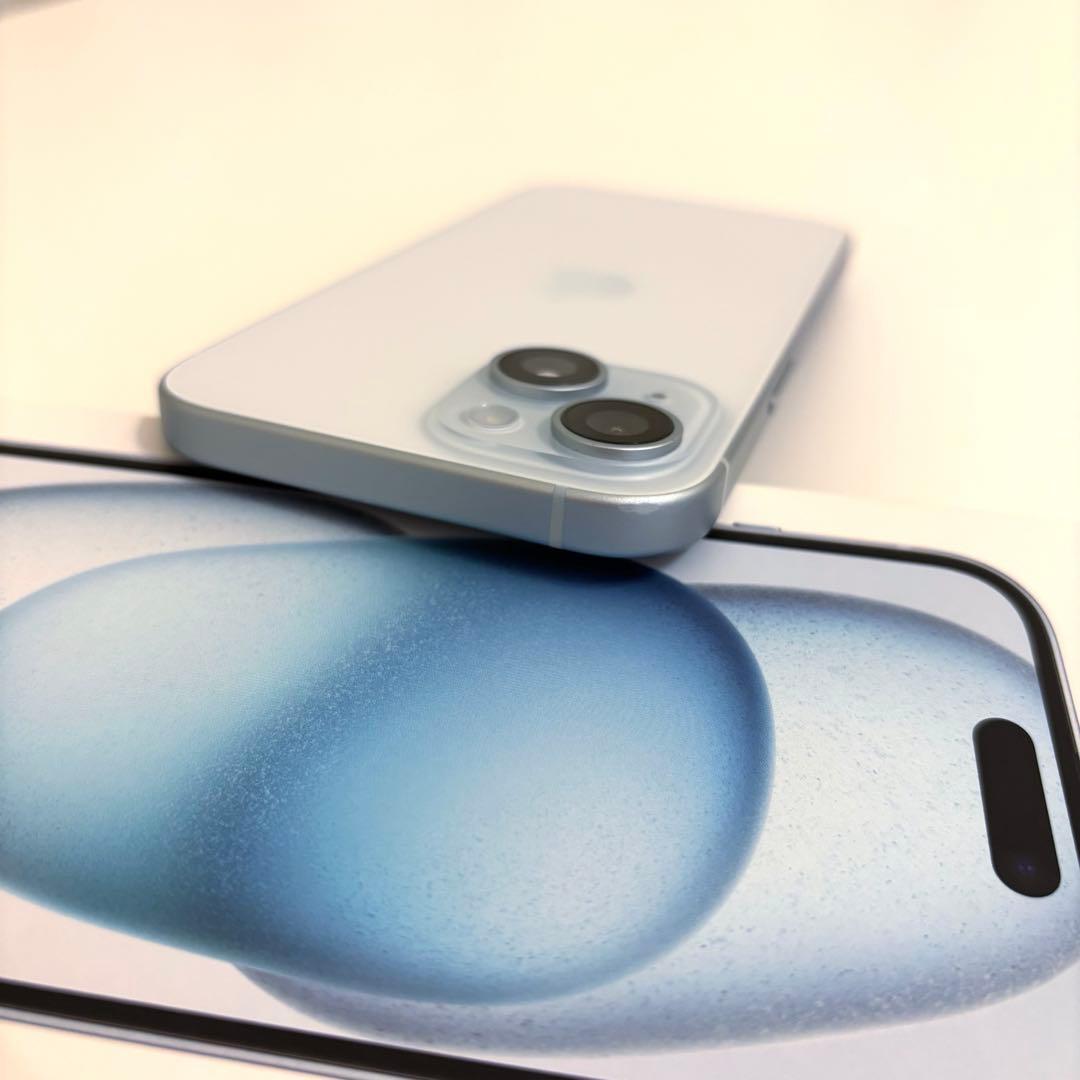 Apple iPhone 15 128GB ブルー