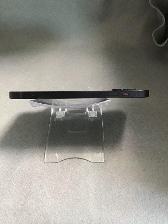 国内版　SIMフリー　iPhone 12 128GB ブラック色