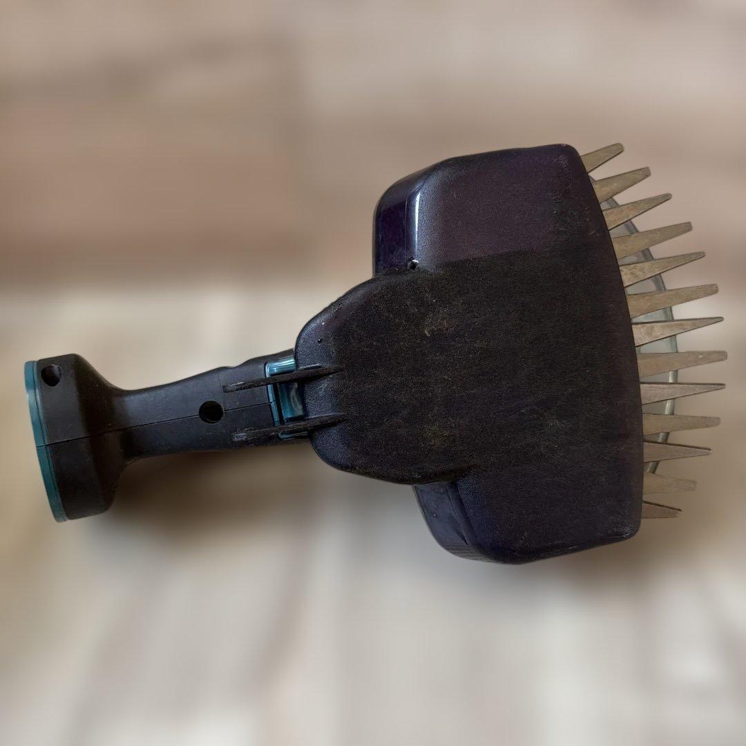 Makita MUM604DZ 充電式芝生バリカン　本体のみ