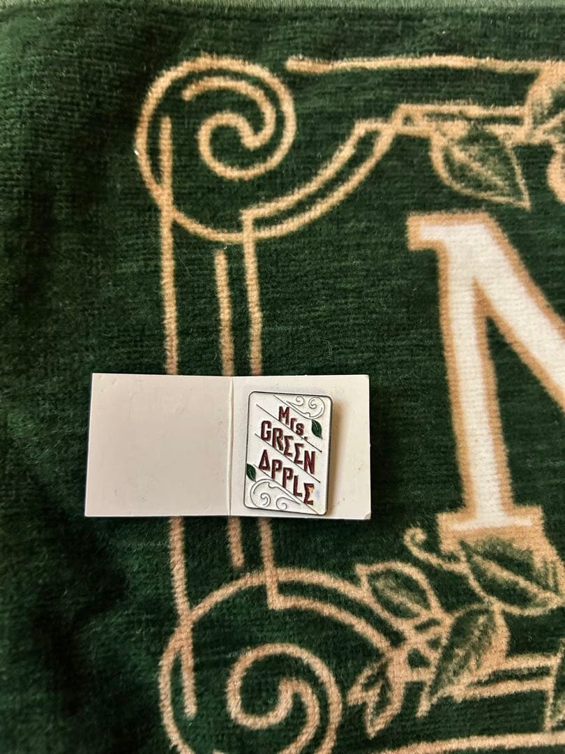 Mrs. GREEN APPLE ミセス　ラバーバンド　ピンバッジ タオル
