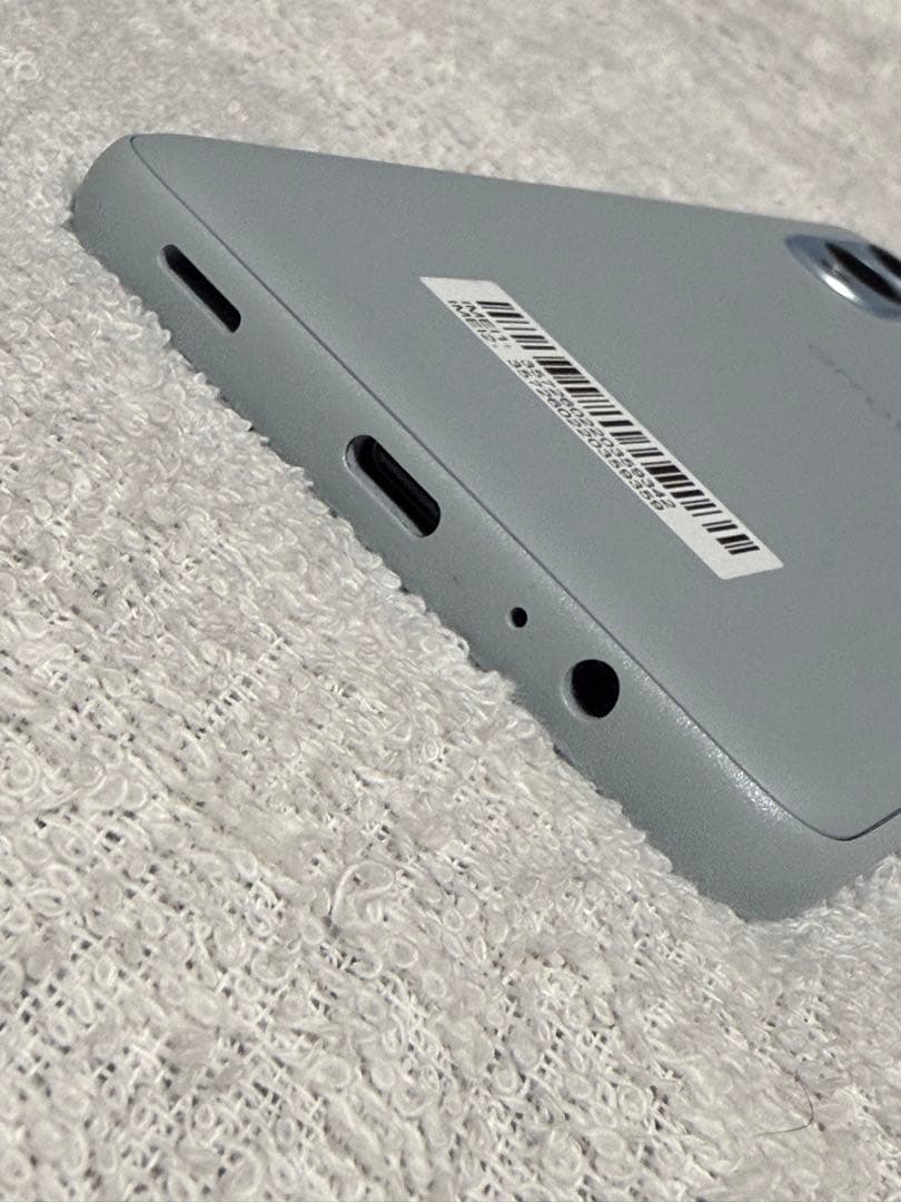 arrows We2 ライトブルー 本体 F-52E 64GB 箱付き