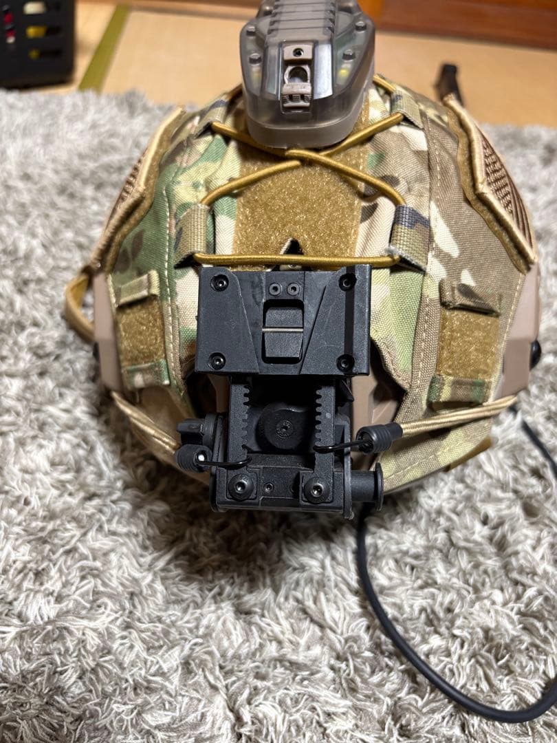 特殊部隊風カスタムヘルメット　実物有り