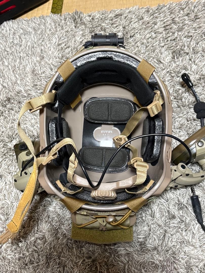 特殊部隊風カスタムヘルメット　実物有り