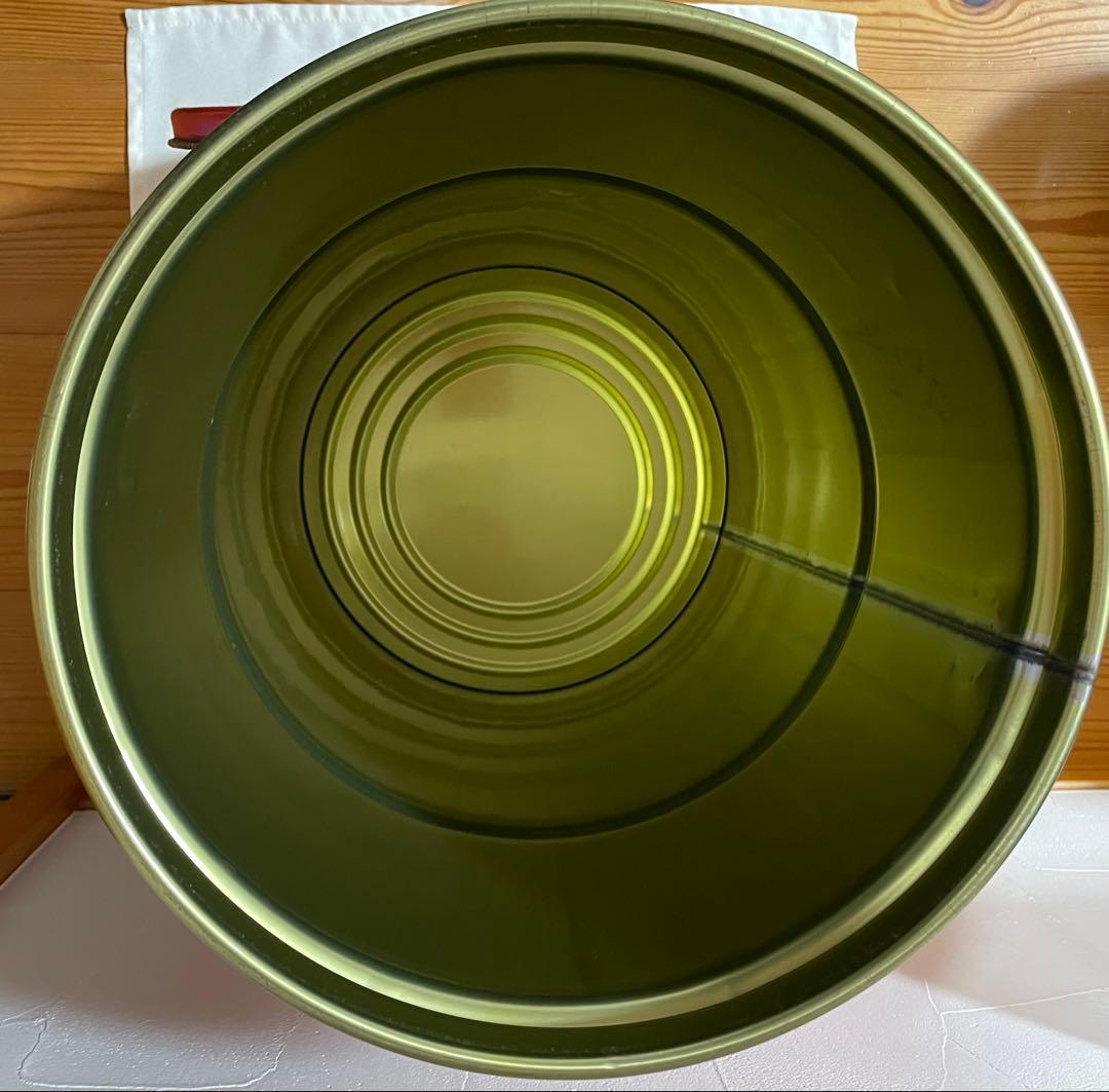 Peko キャラクター缶 高さ43㎝