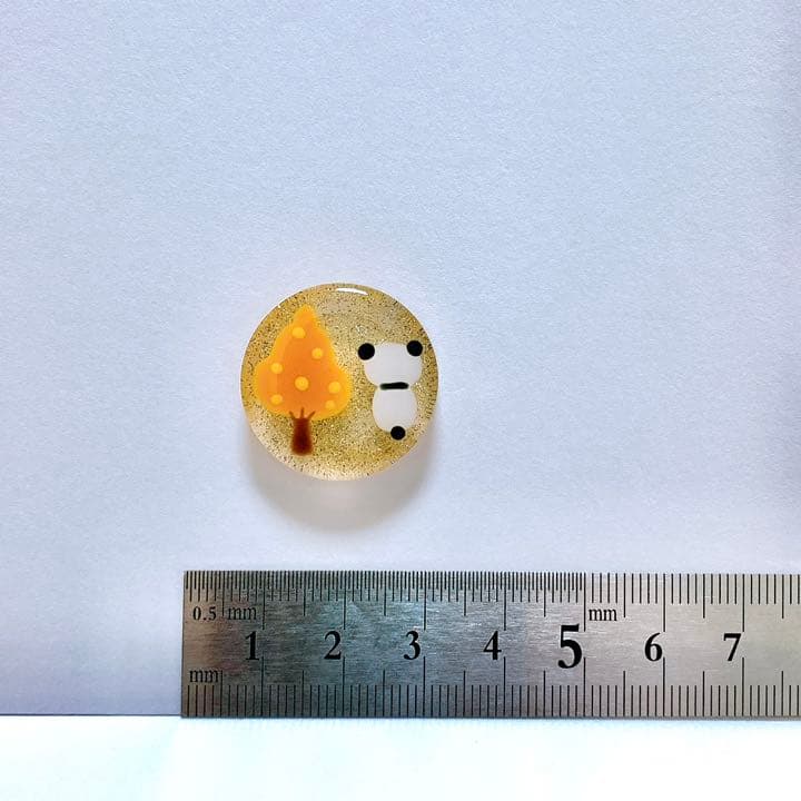 ブローチ　イチョウ　パンダ　レジン