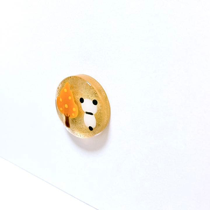 ブローチ　イチョウ　パンダ　レジン