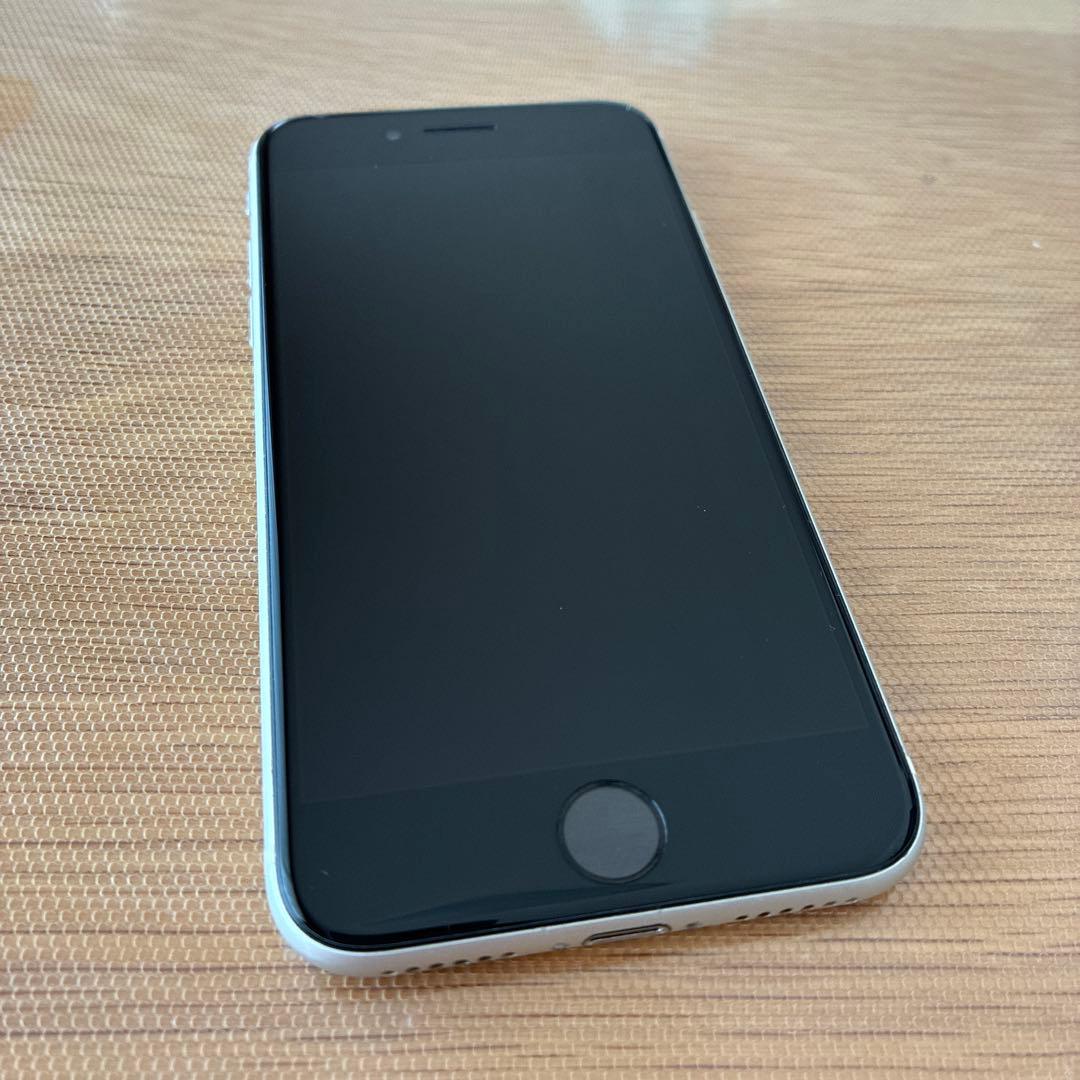 iPhone SE 2世代128GB ホワイト