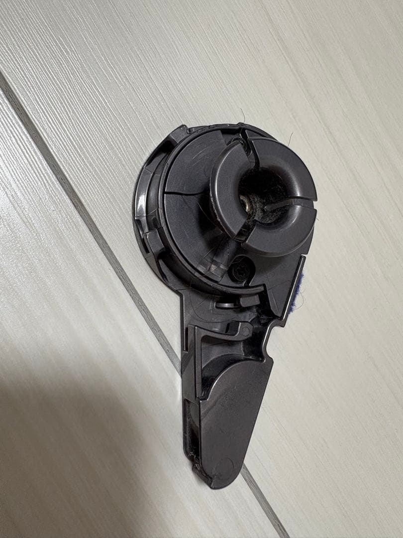 Dyson V8 Slim Fluffy 掃除機 本体