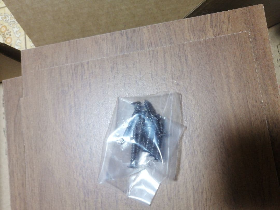 組立式家具　食器棚　小物入れ　ガラス引き戸