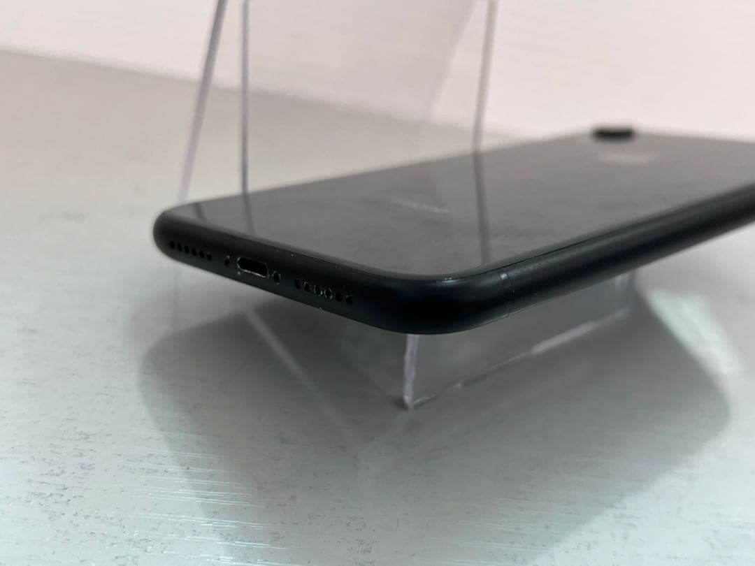 激安　iPhone XR 64GB ブラック　SIMフリー
