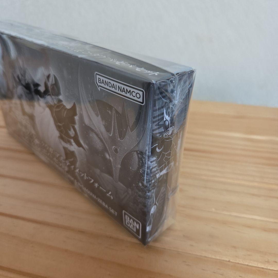 仮面ライダー クウガ アルティメットフォーム &ン・ダグバ・ゼバ セット