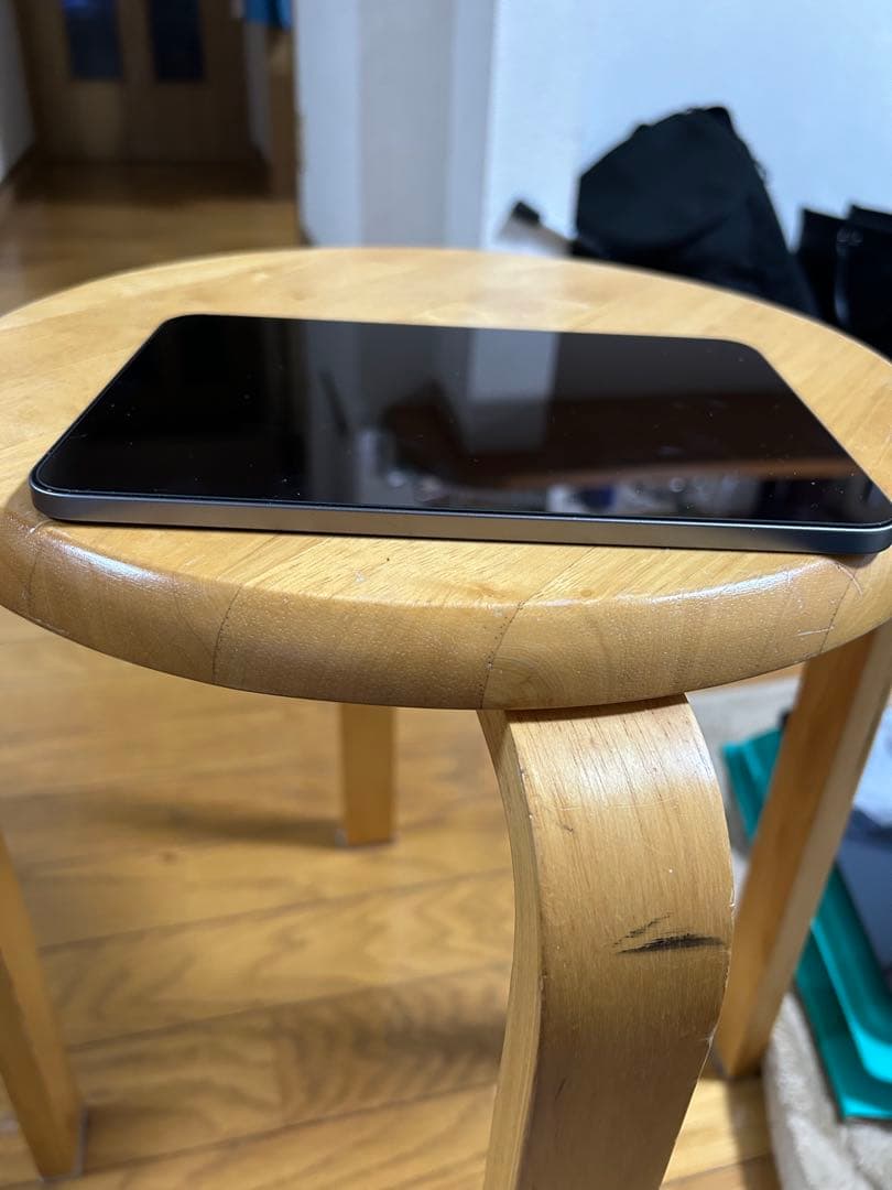 【極美品】iPad mini 第7世代 (A17 Pro) PITAKAケース