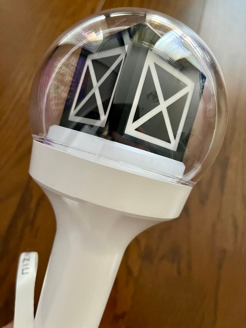 NIZIU ペンライト ハードケース付き