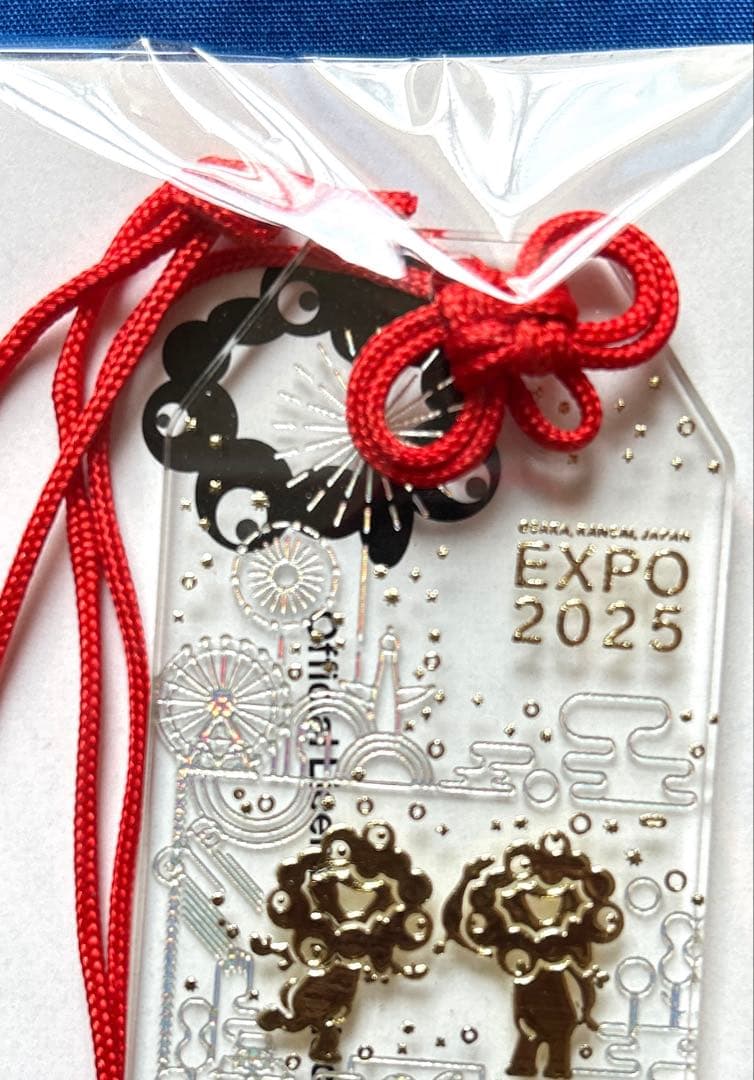 大阪関西万博2025 ミャクミャク アクリルお守り(箔押し)赤紐・紺紐