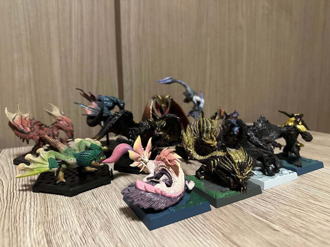 モンハンフィギュア12体まとめ売り