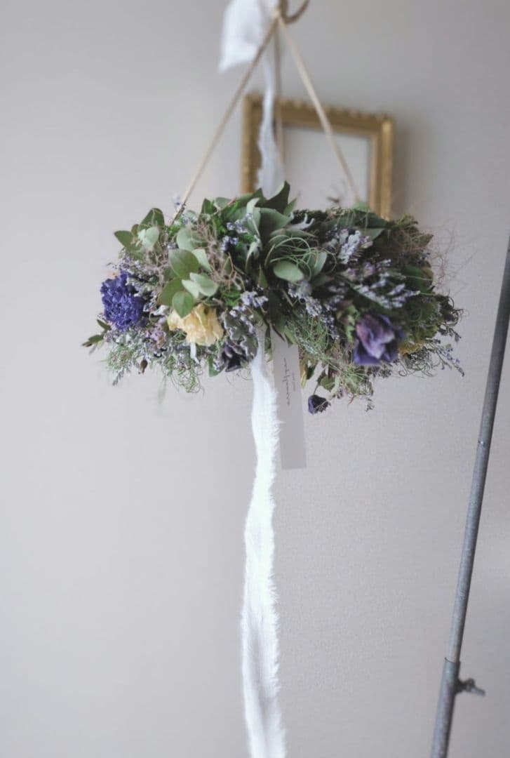 ユーカリとアネモネのフライングリース　ドライフラワーリース 【25408】