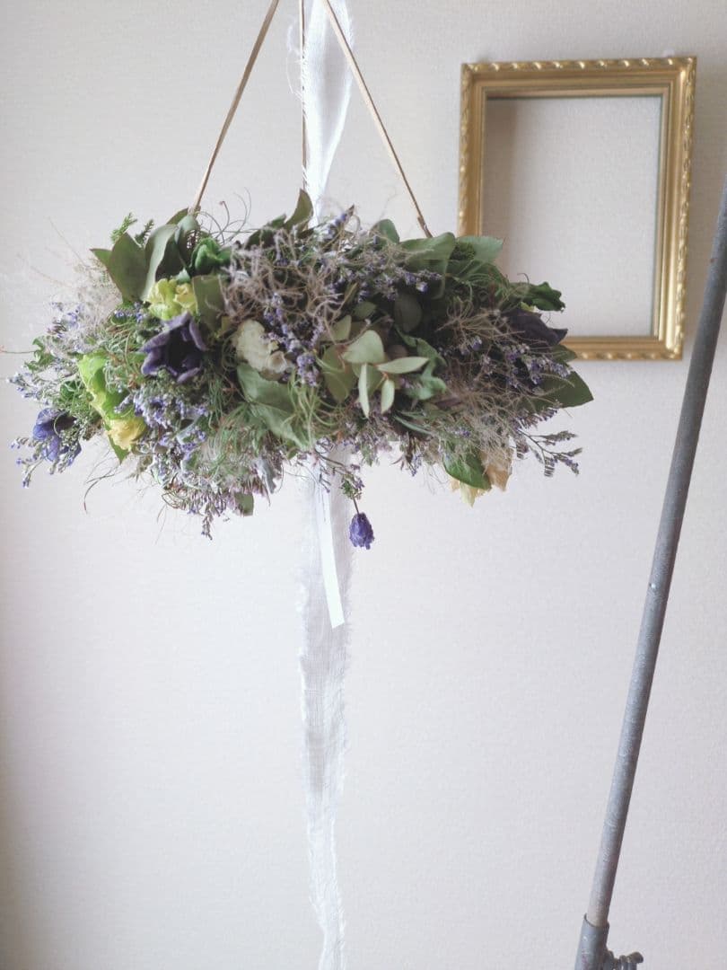 ユーカリとアネモネのフライングリース　ドライフラワーリース 【25408】