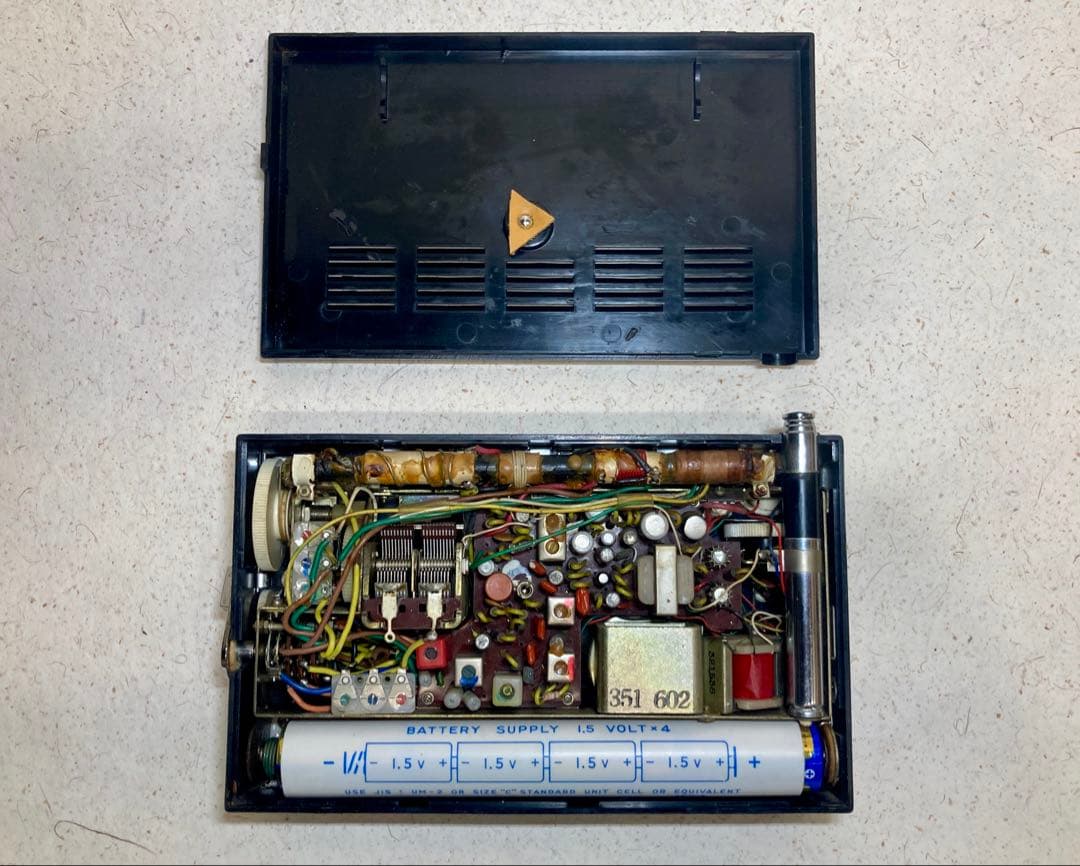 [昭和レトロ] トランジスタラジオ・七欧通信製