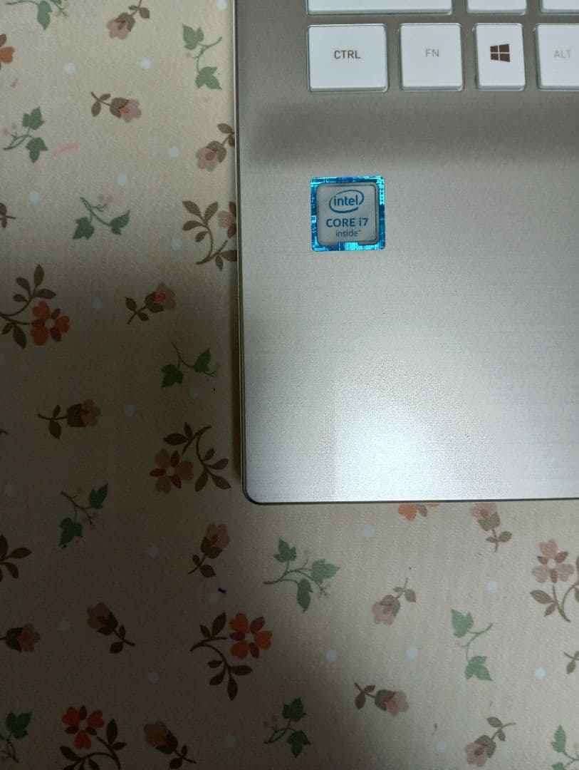 dynabook T75/AG Corei7 SSD240 8GB 第6世代