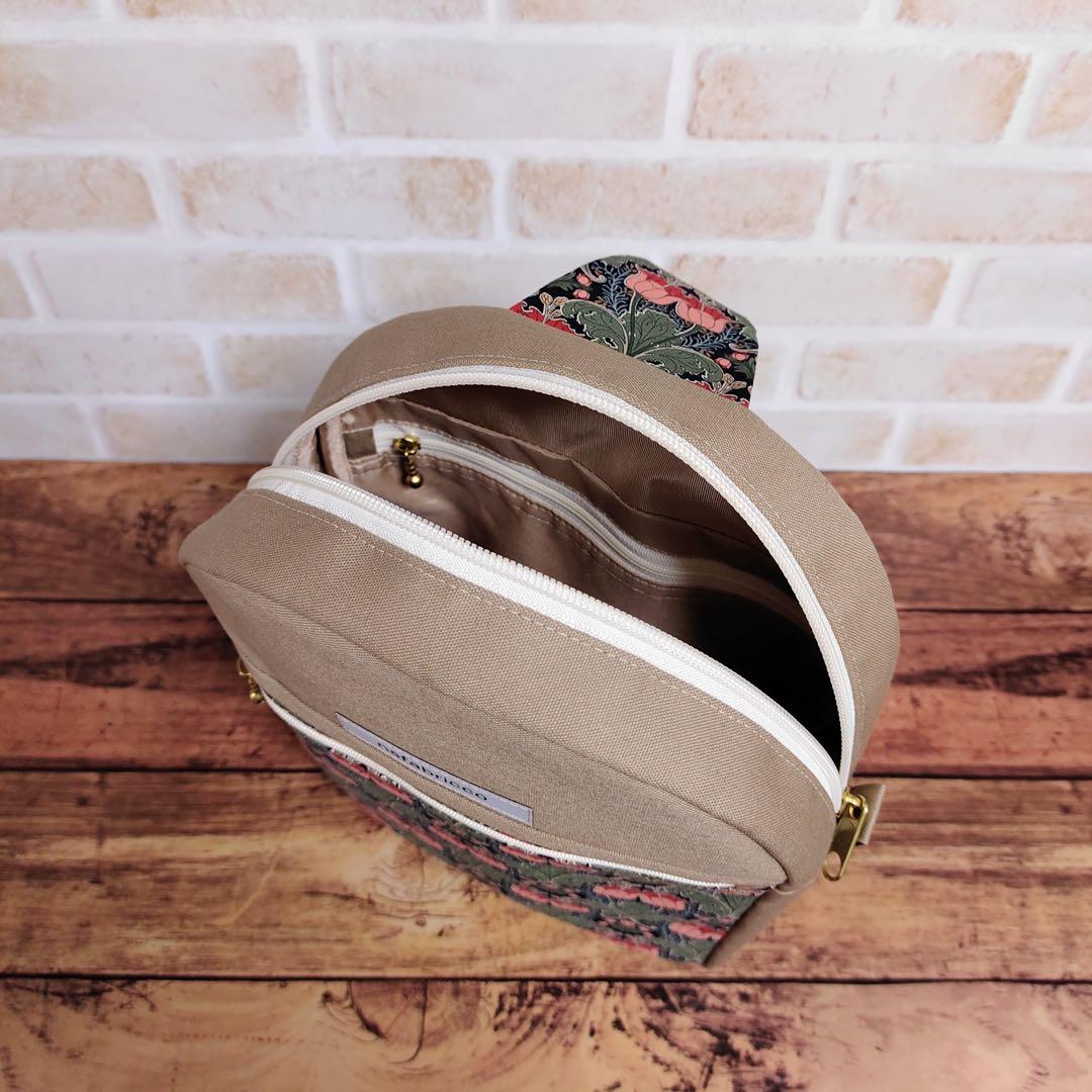 【仕様変更特価】エレガント ボディバッグ　花柄　ベージュ　上品　おしゃれ