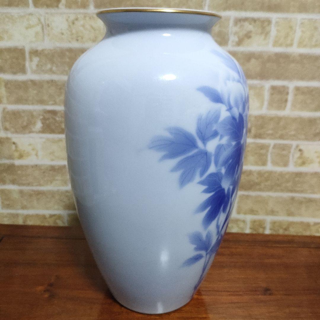 【希少】有田焼 宮内庁御用達 深川製磁 牡丹に蝶 花瓶 花生 染付官窯