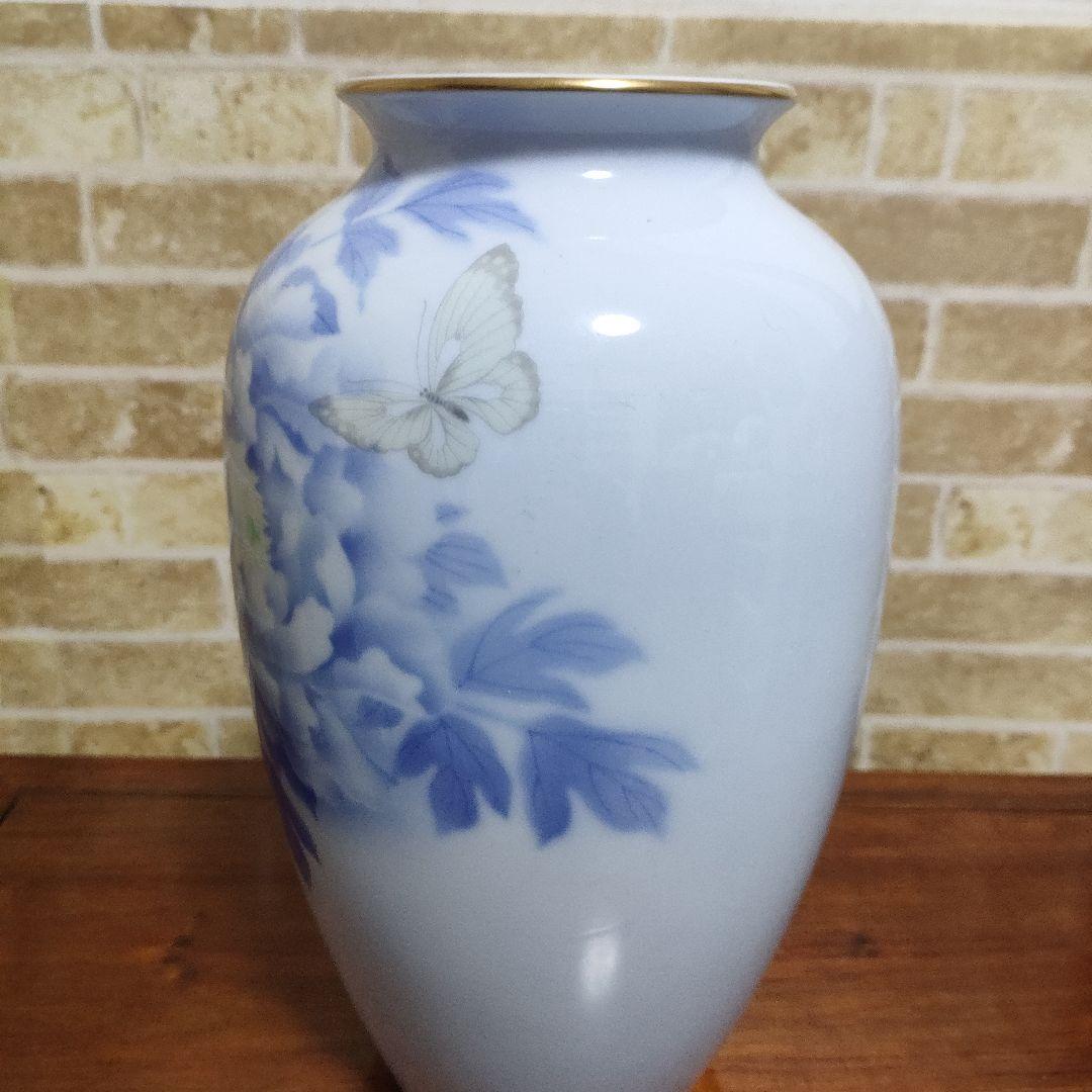 【希少】有田焼 宮内庁御用達 深川製磁 牡丹に蝶 花瓶 花生 染付官窯