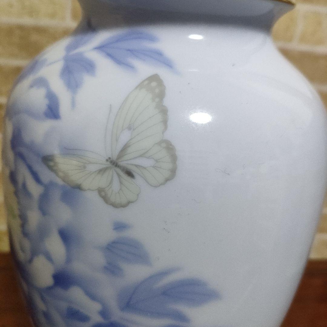 【希少】有田焼 宮内庁御用達 深川製磁 牡丹に蝶 花瓶 花生 染付官窯