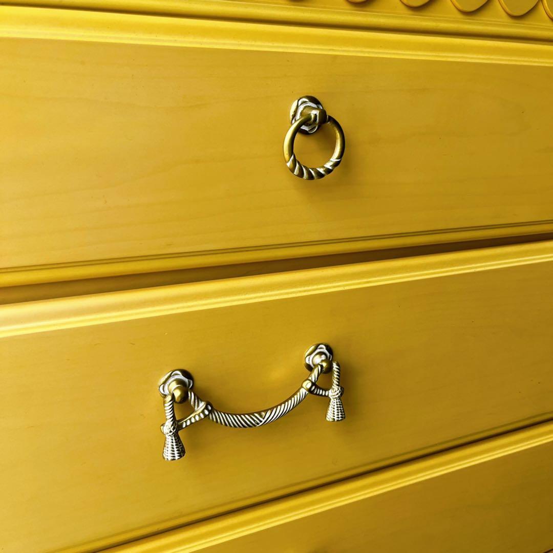 取付無料！大塚家具 マリアンディール アンティーク姫系6段イエローキャビネット✨