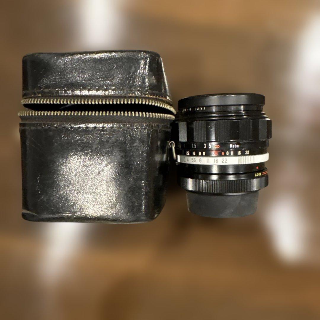 KOMURA 単焦点レンズとケース