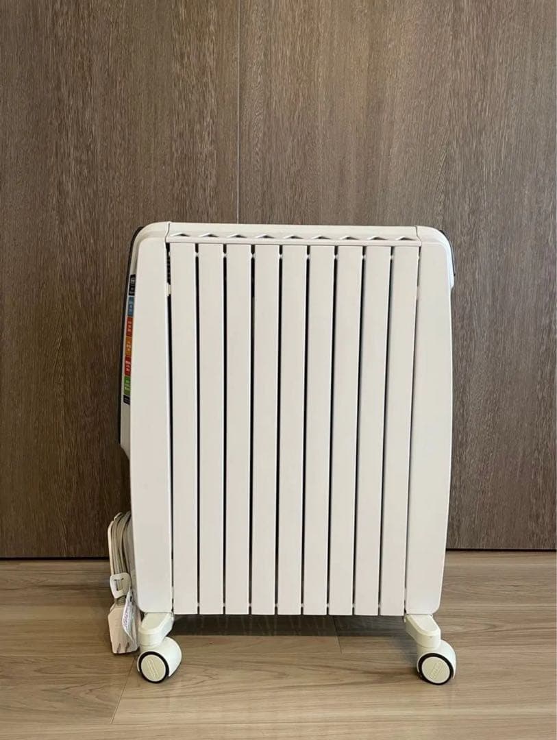 【美品・動作良好】デロンギ 8〜10畳用 DeLonghi 電気ヒーター