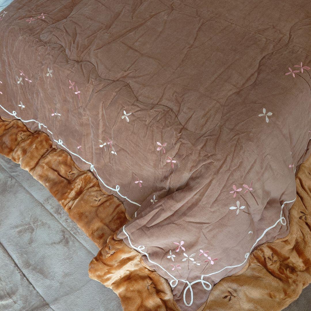 ブラウン コタツ 刺繍入り 掛け布団 未使用