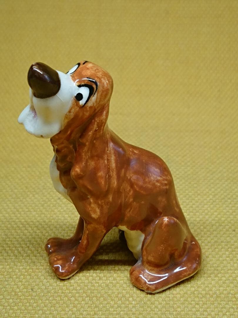 ディズニー　ビンテージ　犬　陶器　置物　インテリア　工芸品　美術品　A2987