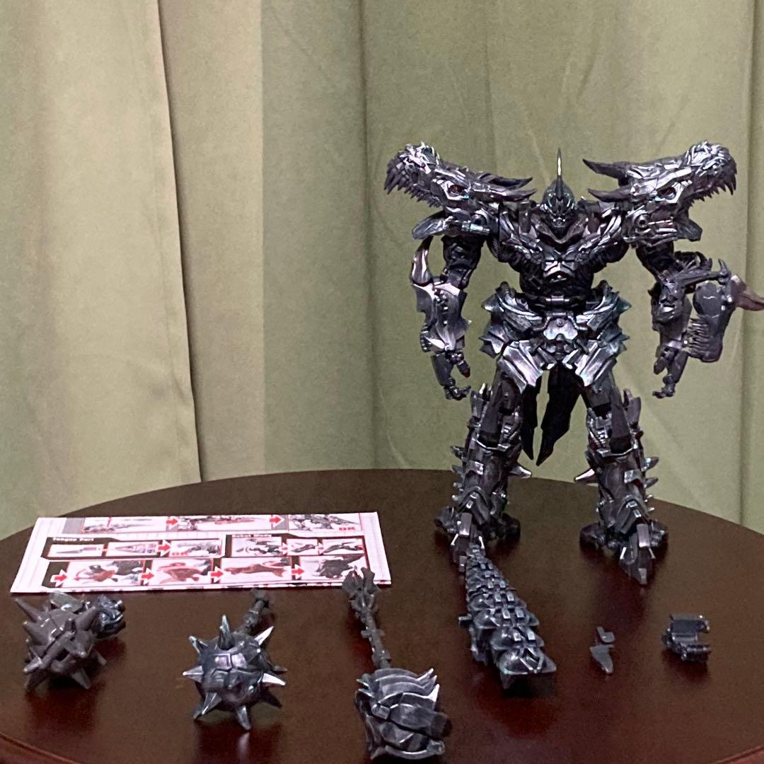 グリムロック　アップグレードパーツつき　スタジオシリーズ