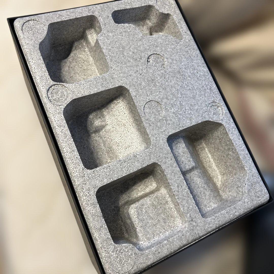 メディコムトイ KAWS カウズ KACHAMUKKU ブラック ガチャピン