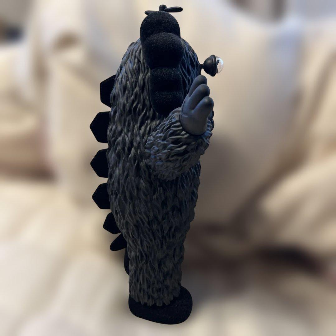 メディコムトイ KAWS カウズ KACHAMUKKU ブラック ガチャピン