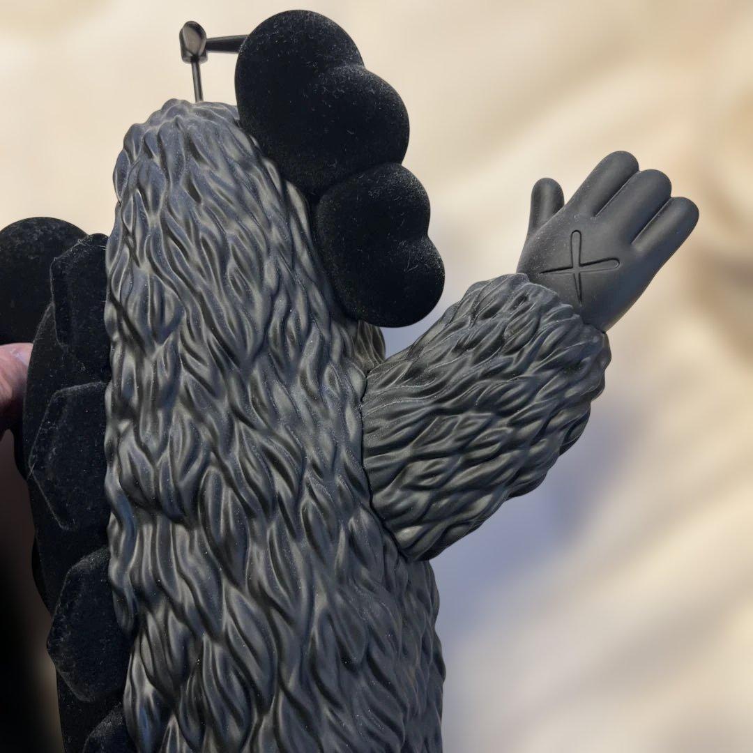 メディコムトイ KAWS カウズ KACHAMUKKU ブラック ガチャピン