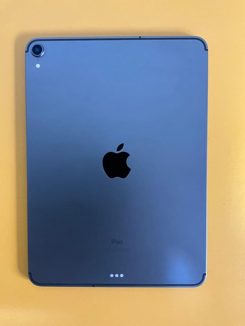 極美品 iPadPro11 第一世代 256GB セルラー キーボード付き